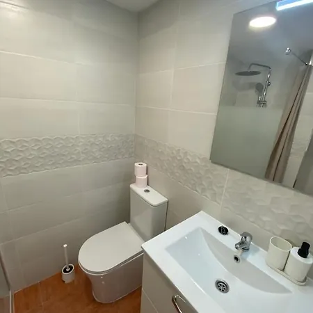 Habitaciones Con Bano Y Cocina Privada Valencia Exterior photo