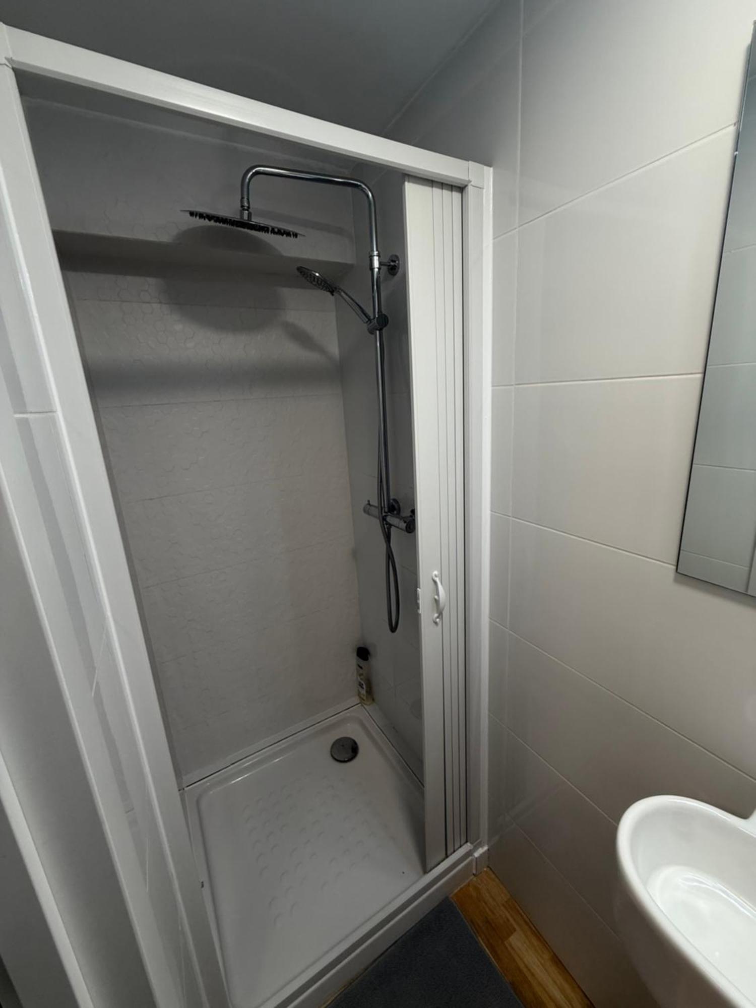 Appartamento Con Bano Y Cocina Privada *